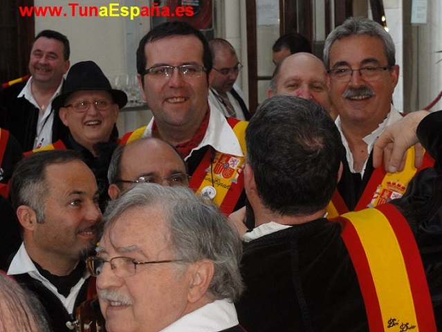 Tuna España – Universitaria » Blog Archive » Perfume de gardenias,Requinto  Los Tres Reyes,,Acorde Guitarra, Letra Tabladura, Cancionero Tuna, bolero,  xxx