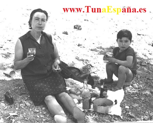 Abuelica, Romeria Virgen Fuensanta, TunaEspaña,Dia De La Madre, Tuna España