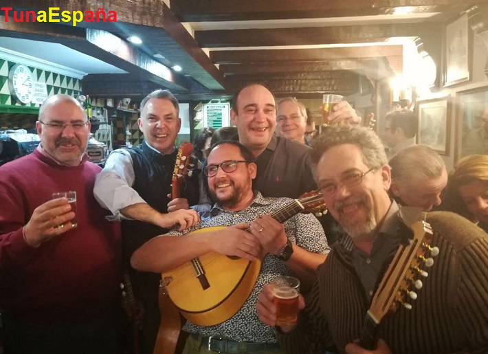 Don Dudo, Carlos Espinosa Celdran, Don Gayaro, Don Maguila, Alcoy, TunaEspaña,guitarra Romana